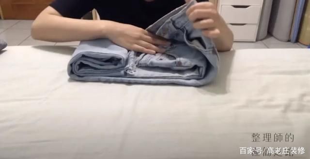 衣柜|折好衣服，是收纳第一步!小姐姐手把手靠这招，教你衣柜再放50件