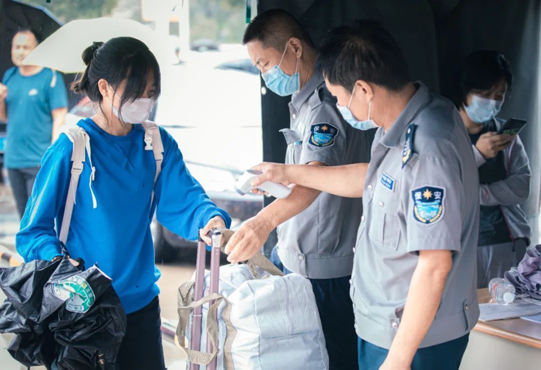 穿越人海，为山工院而来|谢谢你 | 郭晓鹏