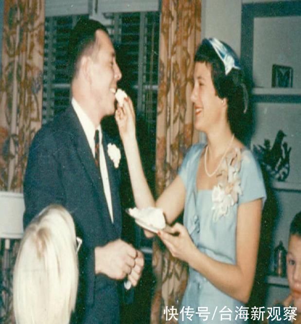 芒格|97岁老人真正精明的父母有3个标志,教出来的孩子将来有出息