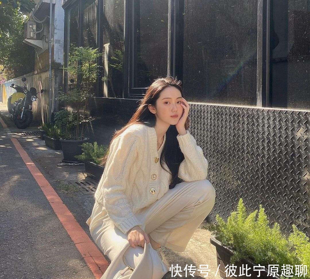 做精致小女人的第一步！12款毛衣外套，怎么穿搭都温润可爱！