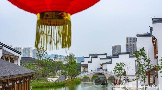 藏在长沙市区的江南水乡，地铁直达，风景很美本地人都跑去打卡