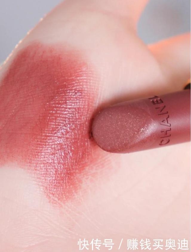 冷门色|有品位的女人都不会跟风买口红,这几款大牌中的冷门色,高级独特