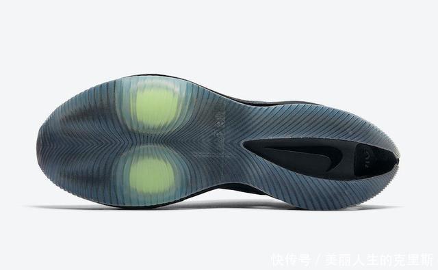 只想问一个问题穿这双Nike新鞋，能上天吗