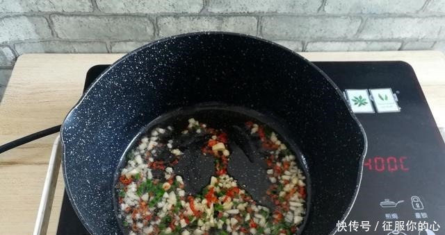 年夜饭少不了的吉祥菜，一切一拌8分钟上桌，照着做省心又省事