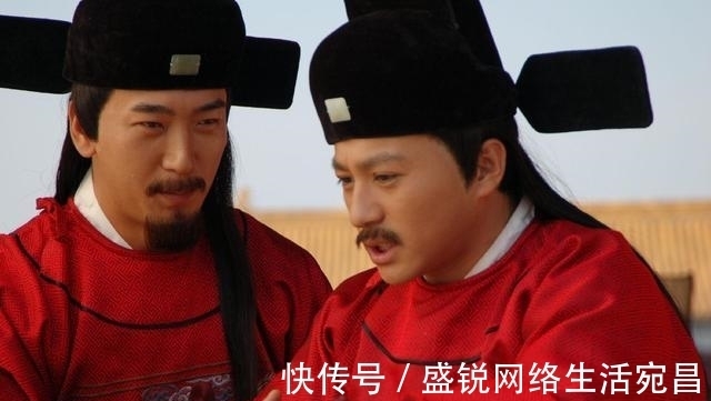 永乐大典$秀才写出“奇葩”对联,上联与下联一字不差,流传至今堪称经典