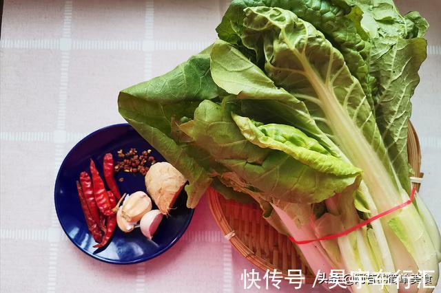 味道|鲜脆碧绿的炝炒快菜，看着就有食欲，口感和味道都棒得很呀