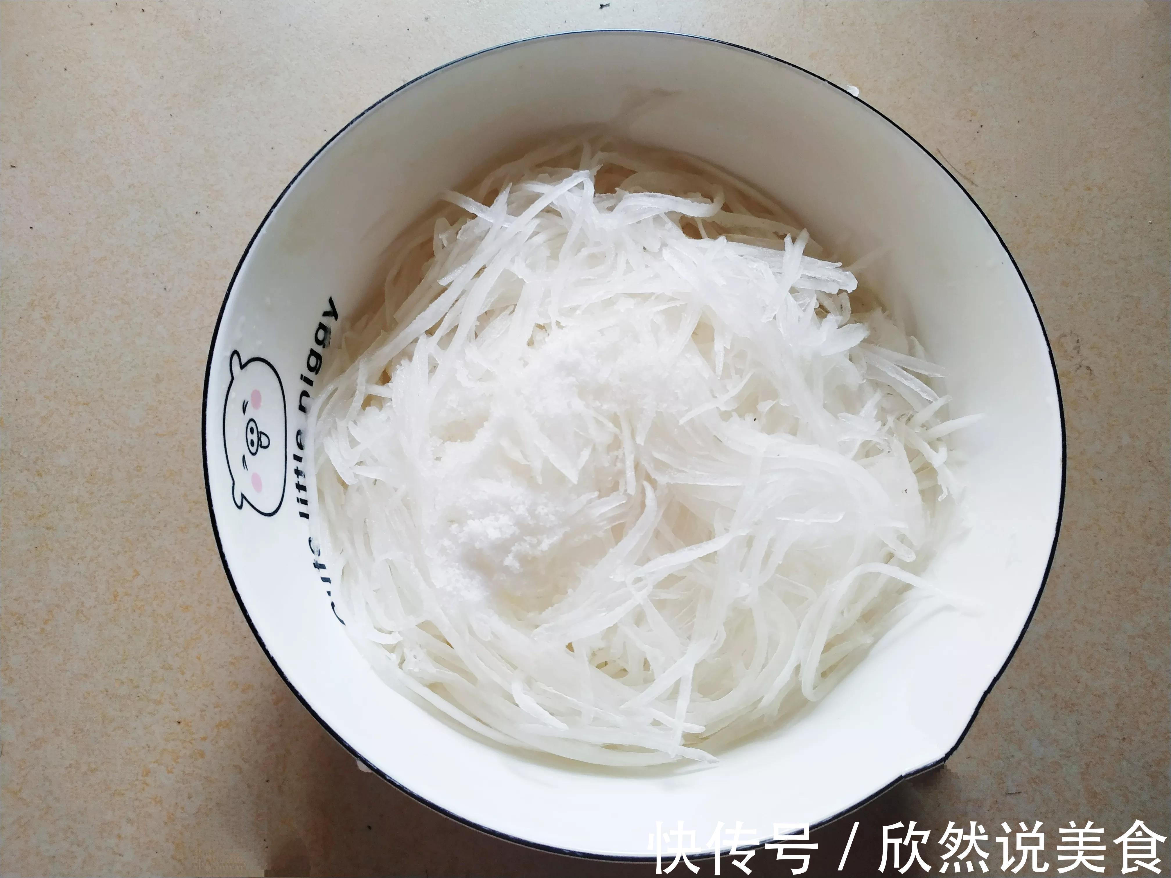 萝卜丸子怎么做好吃记住加2种料，丸子金黄酥香不回软、不油腻