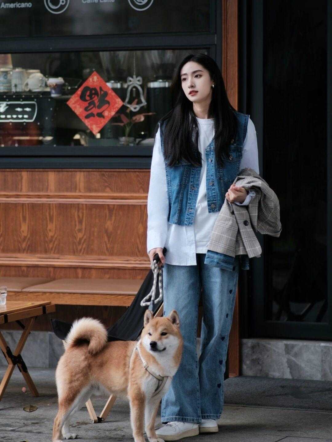 单品 早春校园穿搭别错过这四类,休闲、精致全都有,轻松拥有好人缘