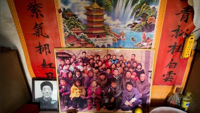 夫妻两人|我国最长寿夫妻!两人年龄和超220岁,对外揭开自己的长寿秘诀