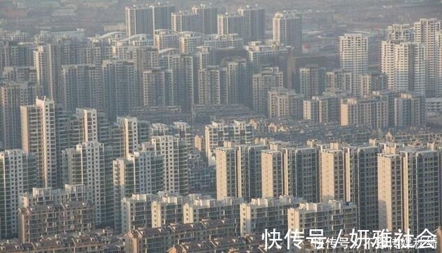 高层|“黄金楼层”真的存在?网友:后悔选择腰线层,邻居串门都方便了