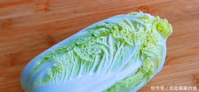  大白菜这吃法太香了，我家9顿有8顿这样吃，不炒不炖，天天吃不够