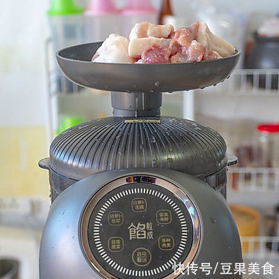 吃一次就上瘾的珍珠莲藕丸子