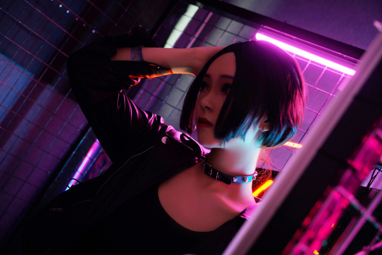 冷酷|cos:NANA大崎娜娜,展现经典冷酷气质