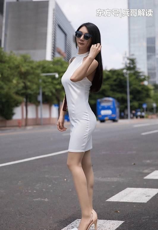 感觉|白色透明包臀短裙美女,有着初恋般的感觉