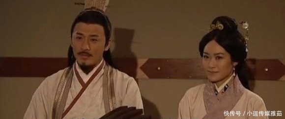 诸葛亮|诸葛亮为什么一直拿着一把扇子?原来扇子中暗藏玄机,有特殊含义