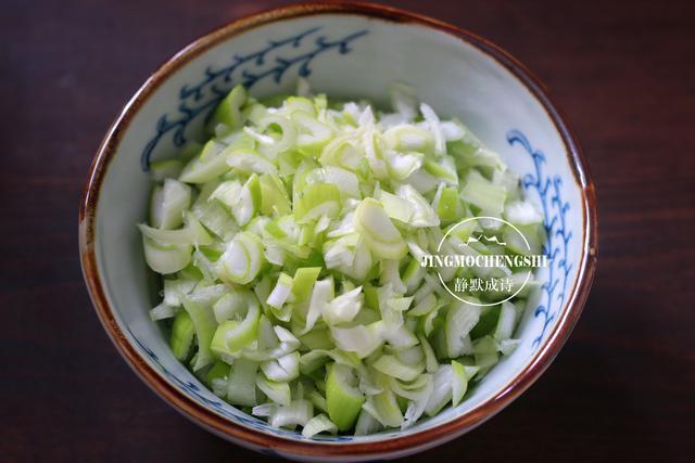 酥里嫩|好的烙饼,要外酥里嫩,层次丰富,掌握这些要点,一次就能成功
