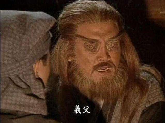 大师|倚天中此人轻功快过韦一笑，一出手吓坏谢逊，最后却被徒弟坑死