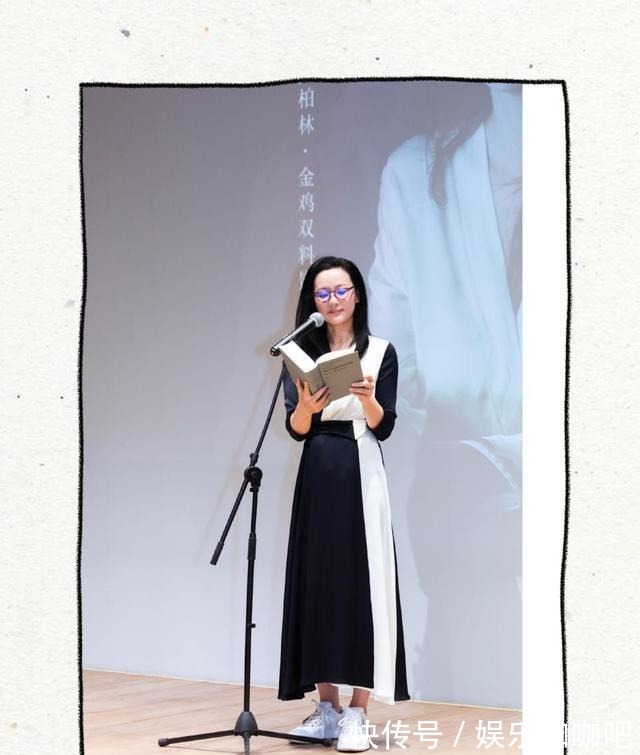 中年 中年女性想要显年轻不扮嫩不显老,这样的配色时尚又减龄!