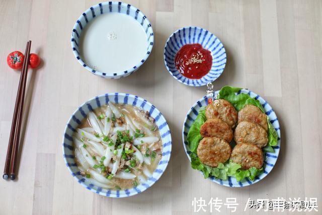 贝贝|5年如一日，天天做早餐，网友：这样的早餐很温暖，仪式感满满