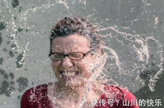 |网友总结:坚持上班的15个理由,搞笑又扎心,你中招了吗?