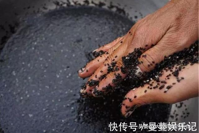 营养物质|38岁孙俪常吃黑芝麻，教你简单做法，每天早餐吃1勺，越吃越精神