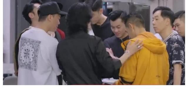 《披荆斩棘的哥哥》陈小春遗憾落选队长,就连镜头都少了