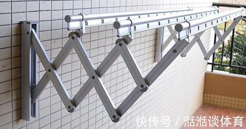 晾衣杆|老公装修阳台时,硬把晾衣杆装在一边,入住才知道有多实用!