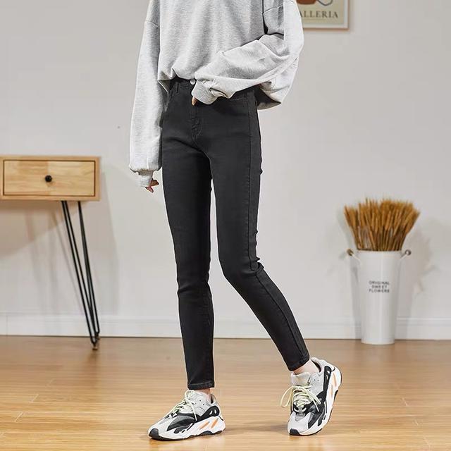 裤子 怎么挑选牛仔裤,才能让自己看起来更瘦以下5个细节很少人在意