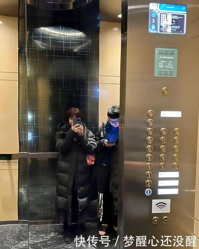 收获|SN夺冠就结婚!SofM女友为他打CALL,收获大量粉丝祝福