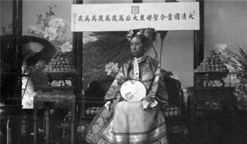 年后|慈禧喝了此汤10年,10年后她问厨子是何配方?气的立马处死了御厨