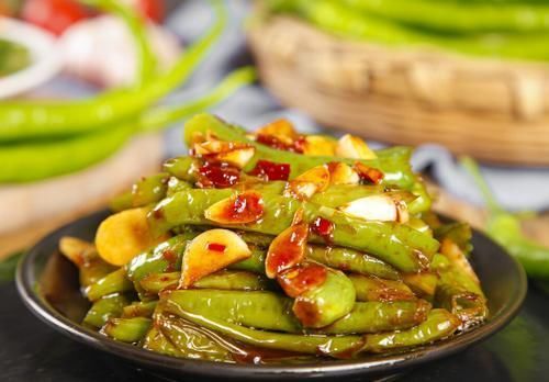 医科大学|43岁大姐查出甲状腺结节,提醒家人:这“3物”白送也不能吃