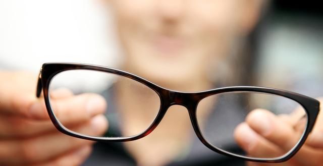 木耳|不是洋葱和木耳，“溶栓高手”是它，每天泡水喝，血栓悄悄不见了