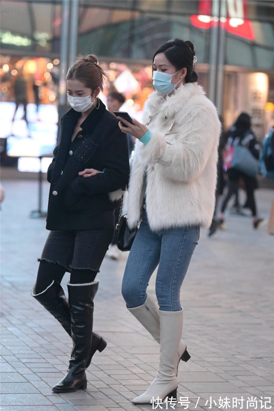 打底裤 冬季选择一款皮草大衣,衬托贵气,保暖效果好还时尚美