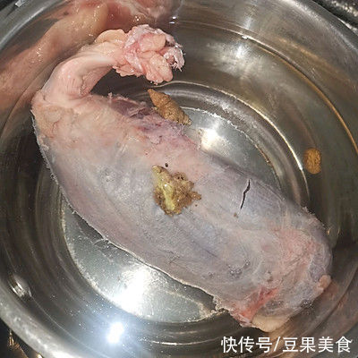 凉拌牛腱子的家常做法，简单快捷又好吃