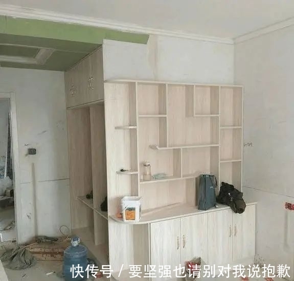 红木|请400一天的木工全屋打柜子,这手艺真绝了,一点不比定制柜子差