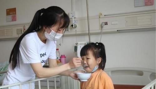 中药|5岁女童因喝水积食,查出“脾胃衰竭”,出现4种表现,就得注意了