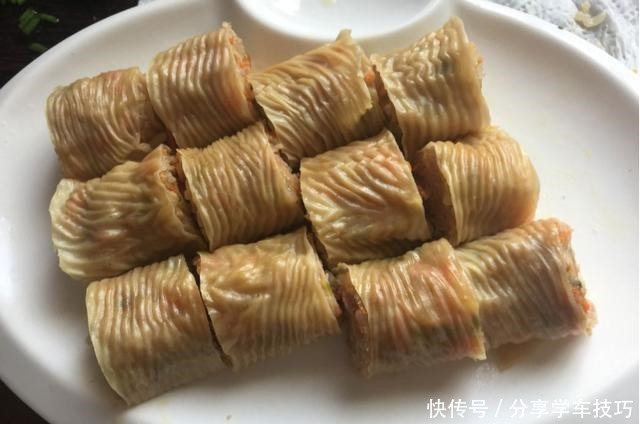 蒸出来的早餐主食，豆皮包糯米，一搅一卷蒸一蒸，出锅就上桌！