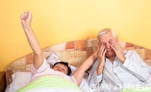 早睡早起|长寿的人通常都有5个好习惯,看看你能占几个?