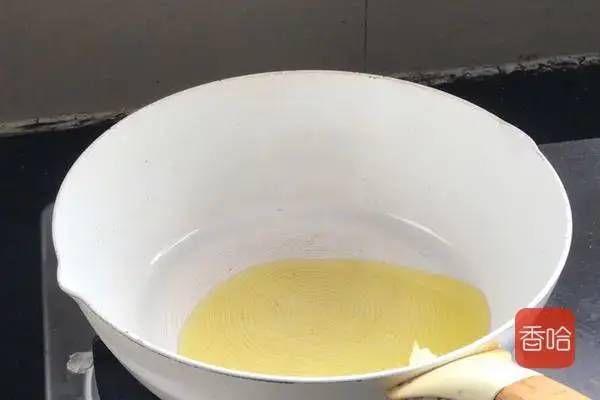 味碟|它被称为“蔬菜皇后”，胡萝卜素是芋头的600多倍，只卖2块一斤