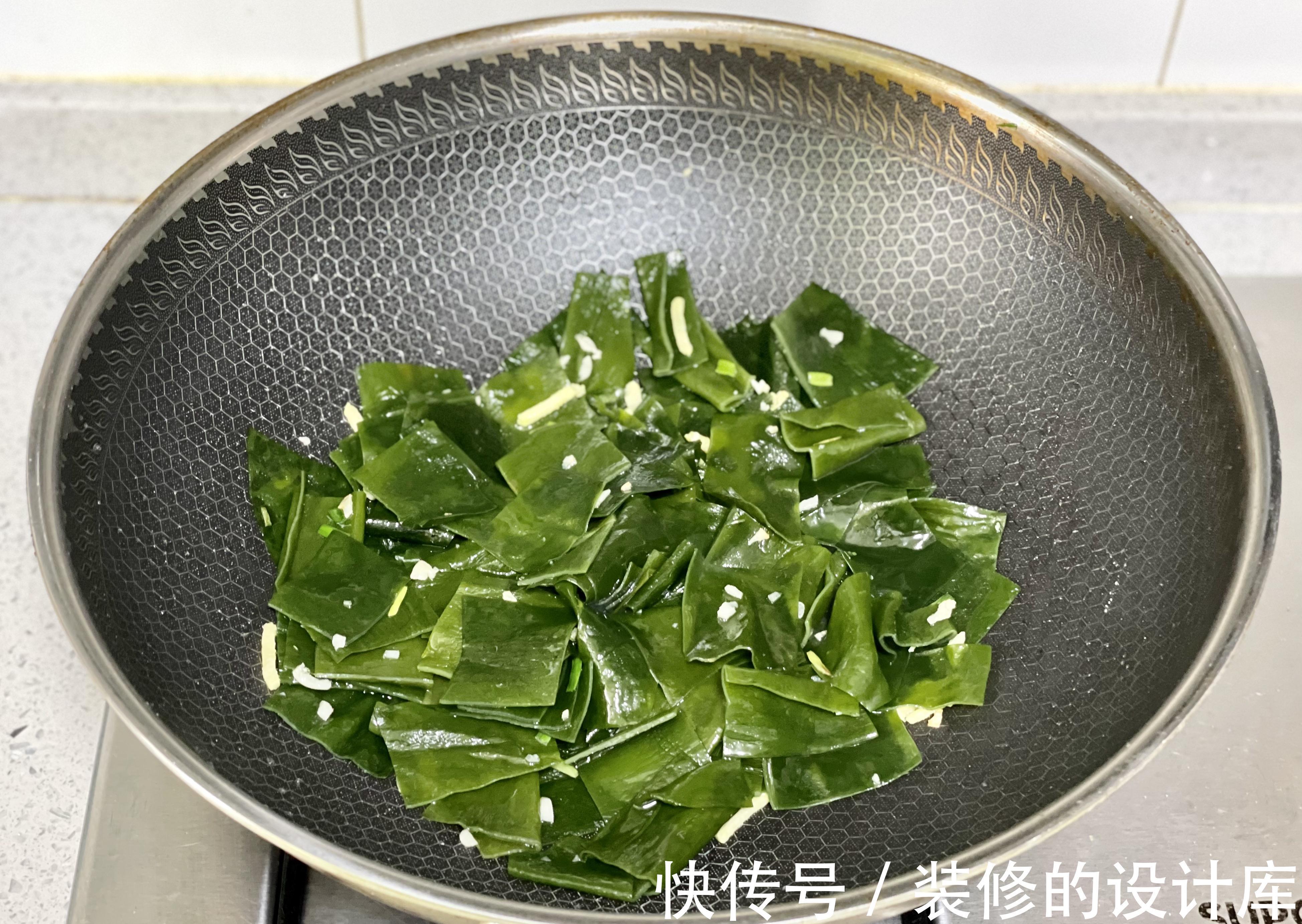 它叶绿素是蔬菜10倍，跟豆腐一起搭配营养翻倍，遇到别手软
