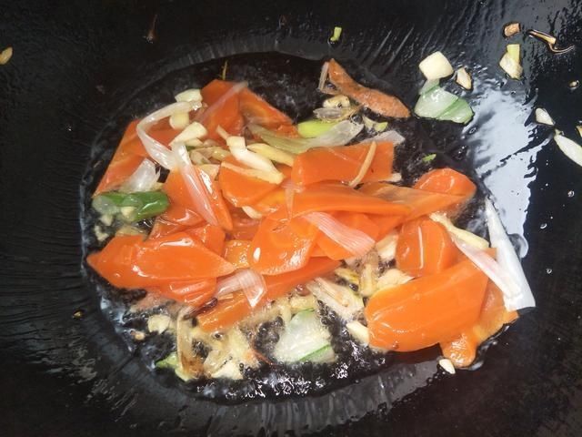 家常菜谱,炒油菜时,教你好吃做法,油菜清脆爽口