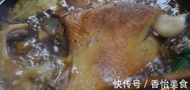 小葱|鸭肉最好吃的家常做法,简单美味又下饭,看看你喜欢吃不?