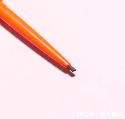 实用妆教贴夏日画“小雏菊妆”让你颜值加倍