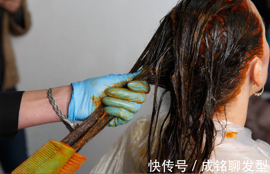 颜色 先烫再染影响弹性,先染再烫影响颜色,这三种烫染同步方法不翻车