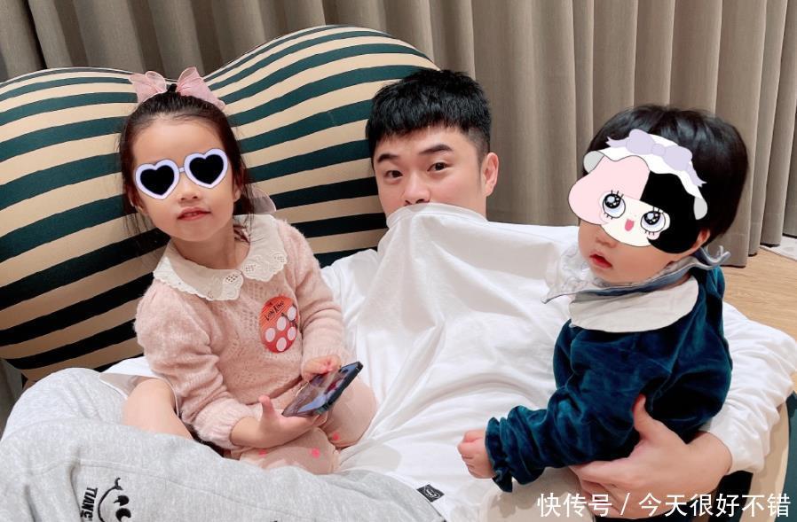 陈赫带女儿高调炫富,豪掷近万元买一个手办,豪宅一面墙抵一套房