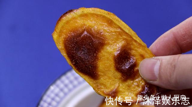 鸡蛋|鸡蛋与红薯能一起吃吗红薯片裹上蛋液烤着吃，皮更脆，香甜可口