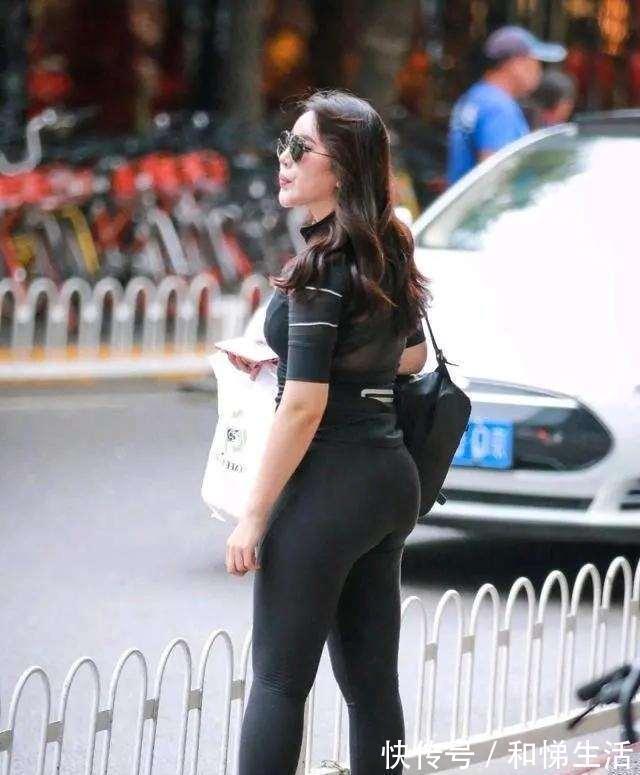 女神 简单方便的打底裤穿出女神气质,拉伸身材曲线,款式独特