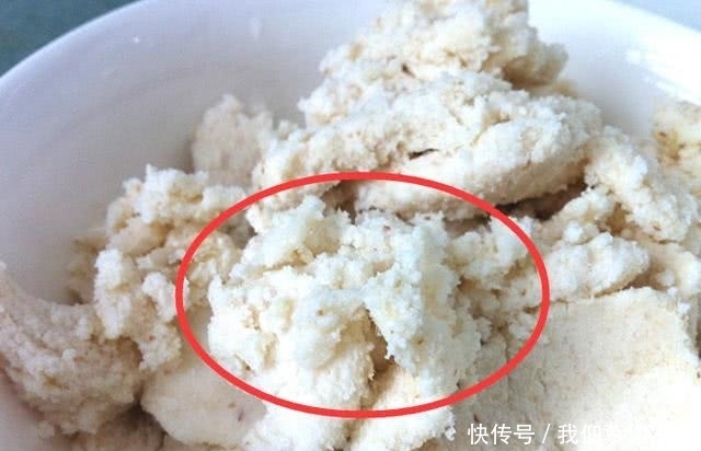 知道大家养的植物为何发黄烂根吗,教大家一招还你一盆绿色的美景