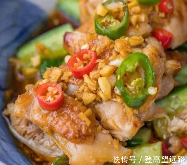 脆皮椒麻鸡,皮脆肉滑,香辣过瘾