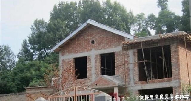 农村|子女户口迁出农村,父母留下的农村土地和宅基地,还能继承吗?